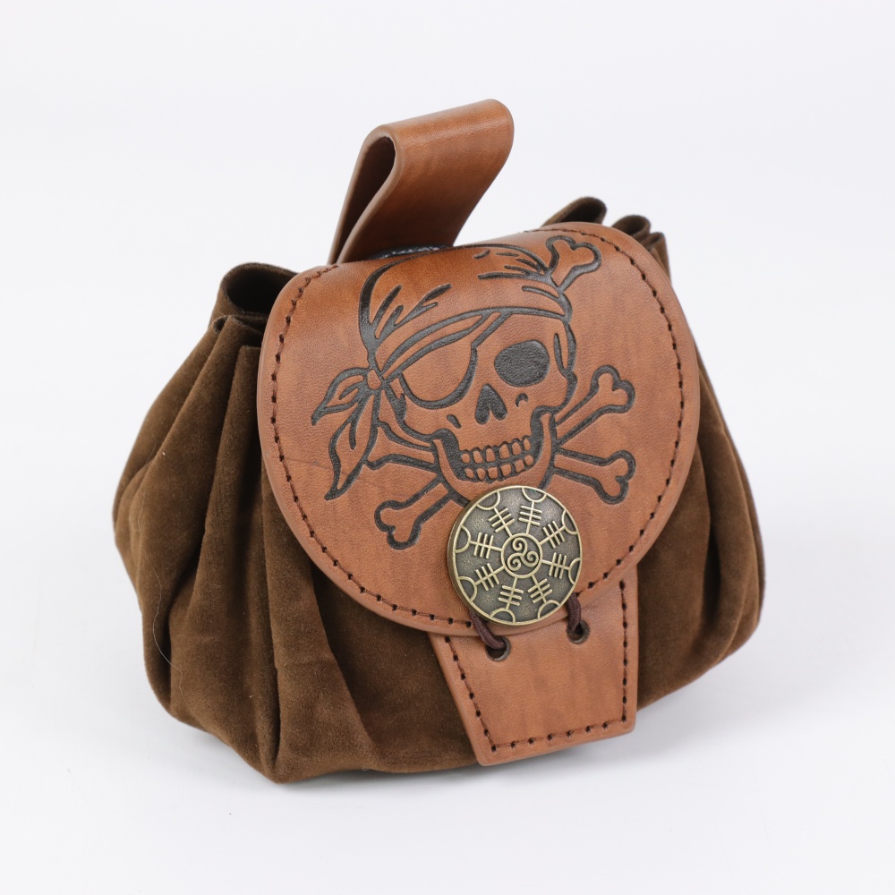 Halloween Medieval PU Leather  - đánh giá và giá Cocktail Shaker Set
