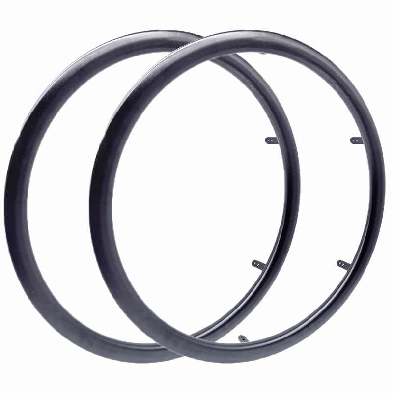 A Pair of 24inch Sports Wheelc - đánh giá và giá Cocktail Shaker Set